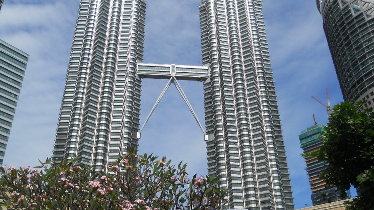 Planning your visit to the Petronas Twin Towers